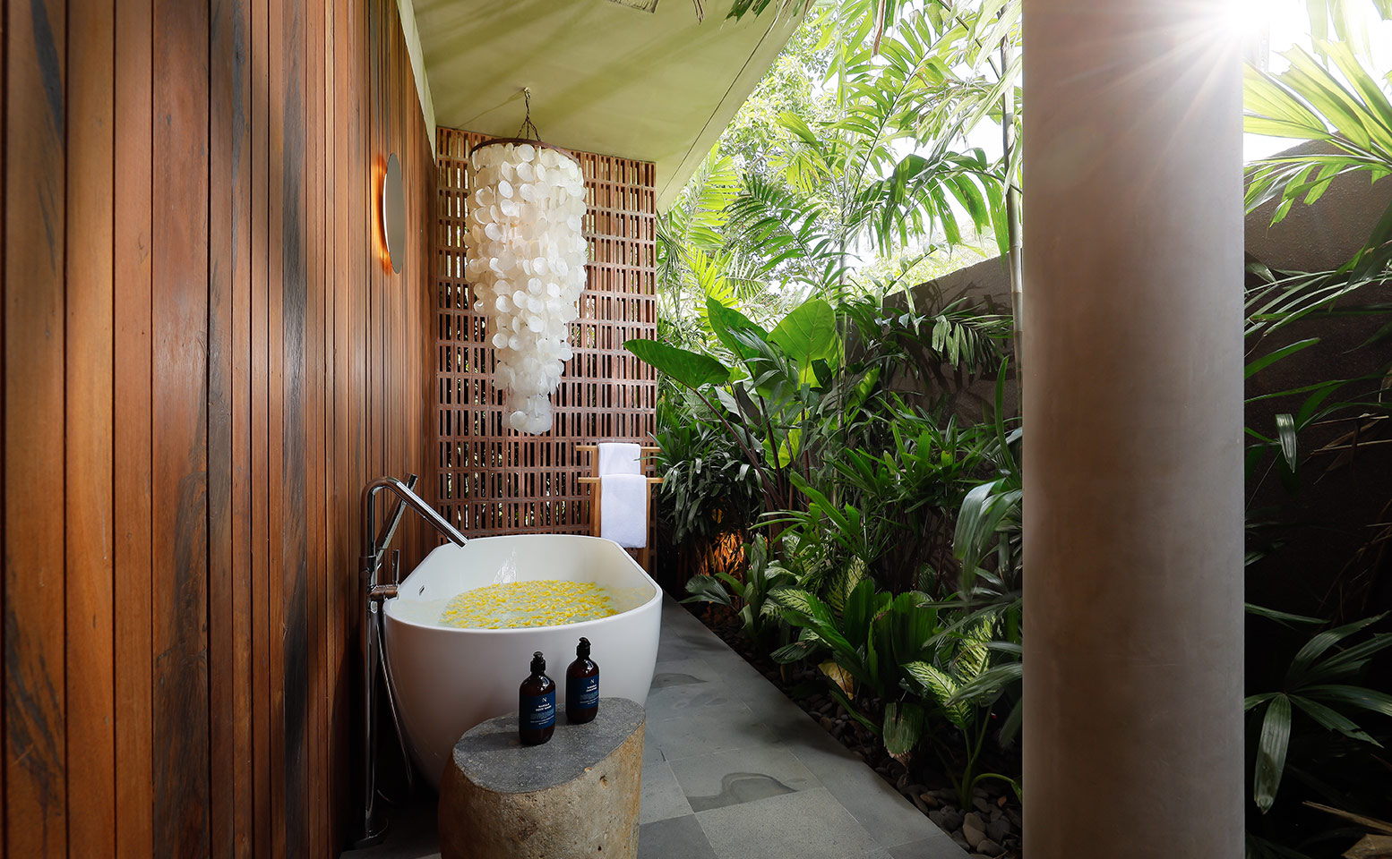 Villa Uma Santai - master bathroom with outdoor bathub